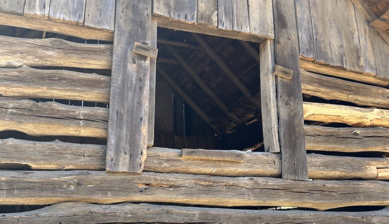 Image of worn boards of an old barn